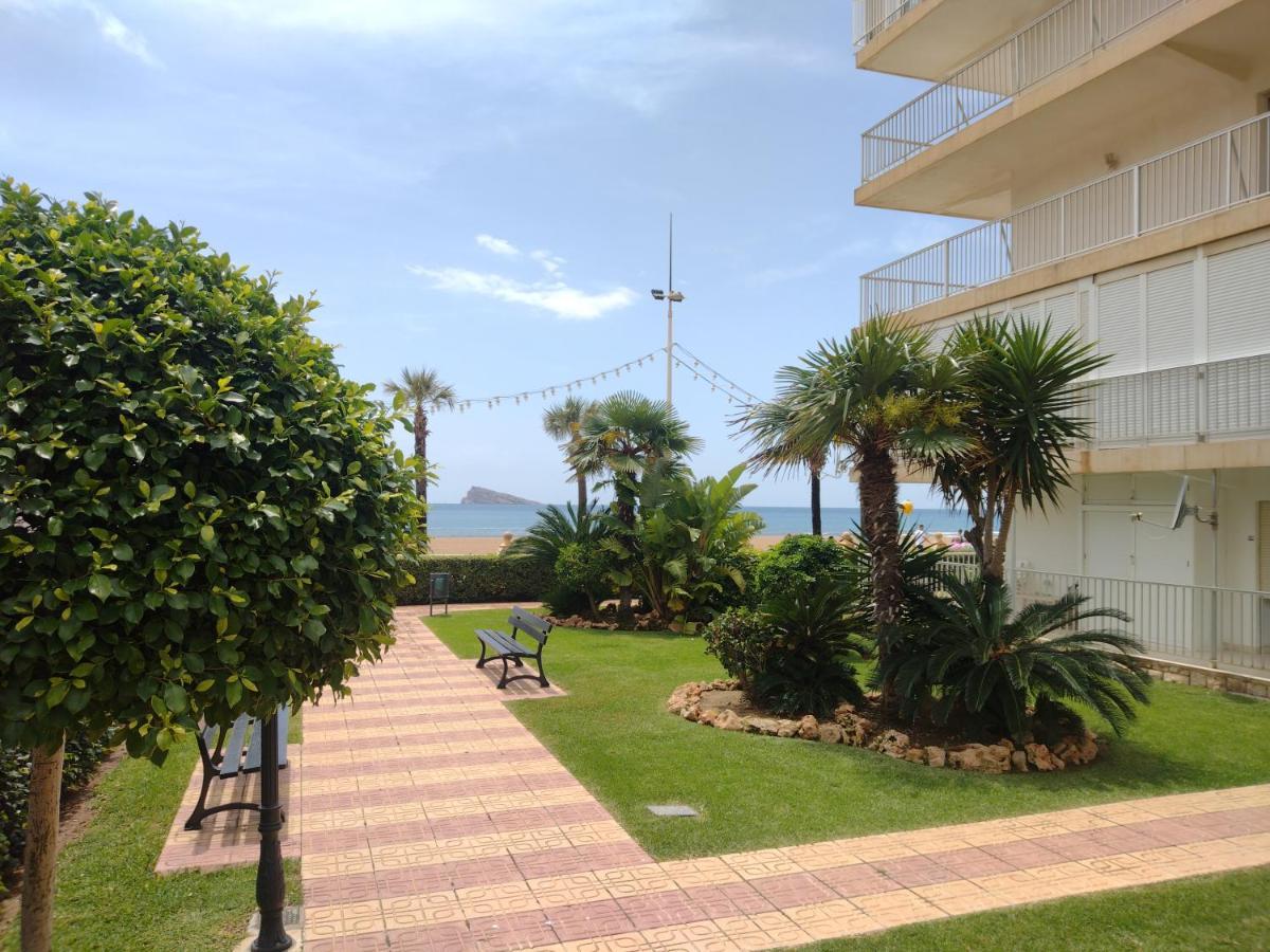 Living Benidorm. Playa Levante Esterno foto